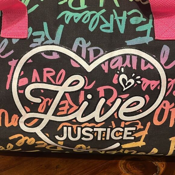 Justice Duffle Bag - Picture 3 of 9